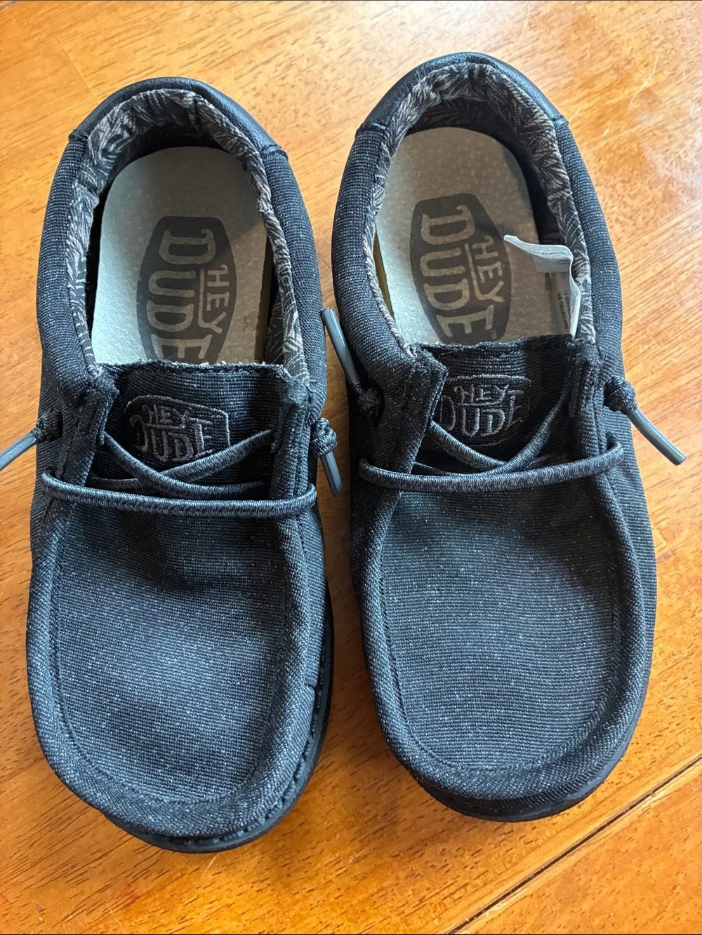 Hey Dude Wally Youth Basic Black Slip-On Shoes Kids Size K11 Lightweight
